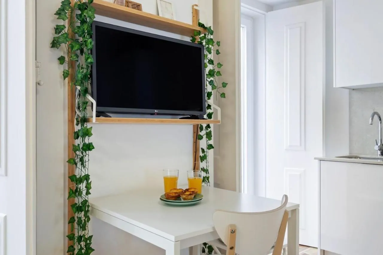 Modern 1Bed Apt,Sleeps4 Nr Av Almirante Reis Daire Lisboa