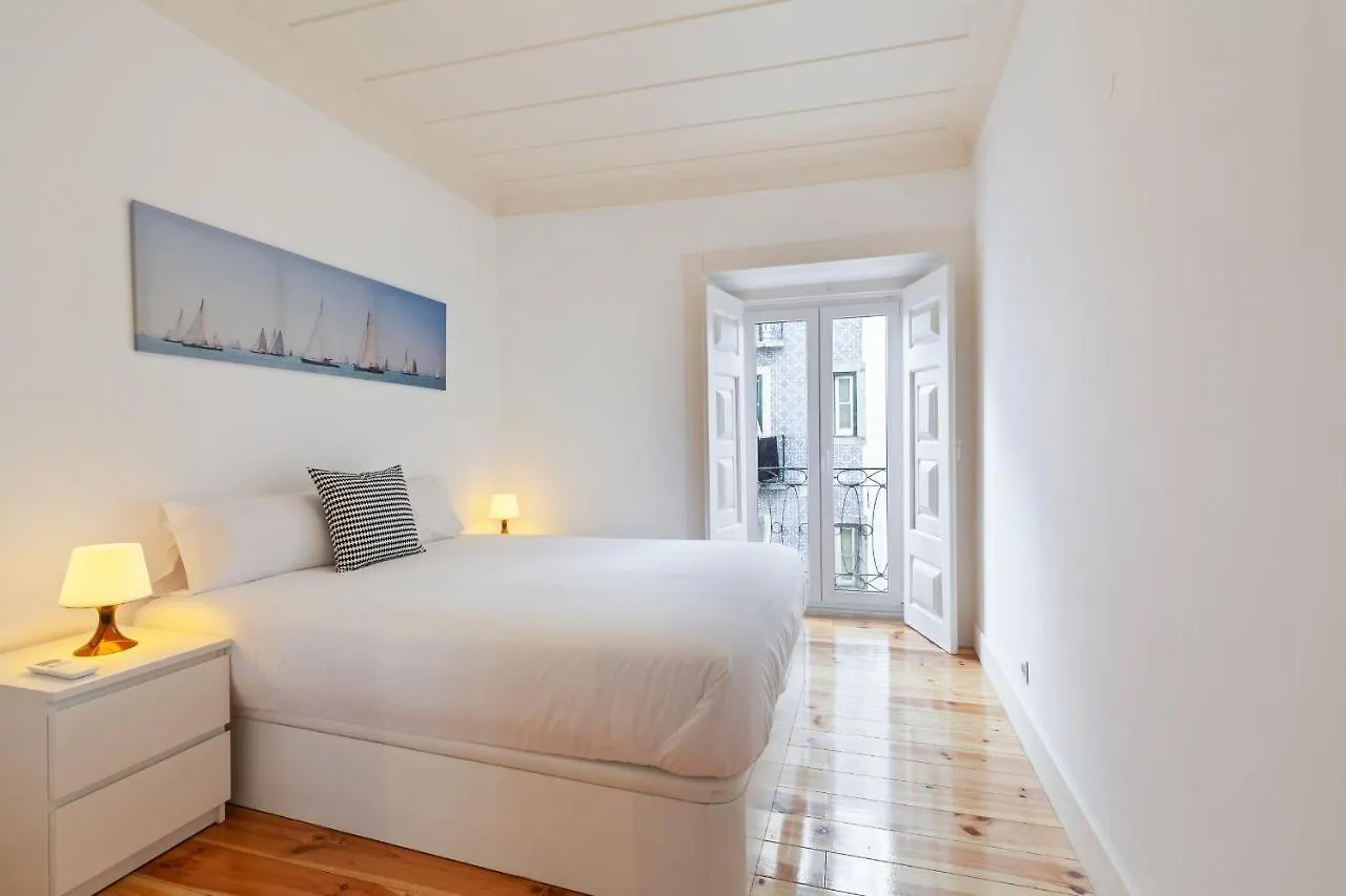 Modern 1Bed Apt,Sleeps4 Nr Av Almirante Reis Daire Lisboa 0*,