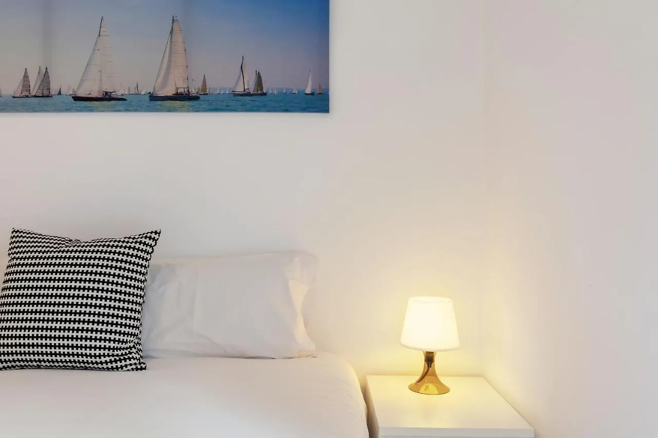 Modern 1Bed Apt,Sleeps4 Nr Av Almirante Reis Daire Lisboa
